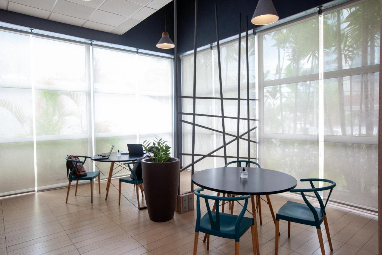Ibis Recife Boa Viagem Hotel Exterior photo